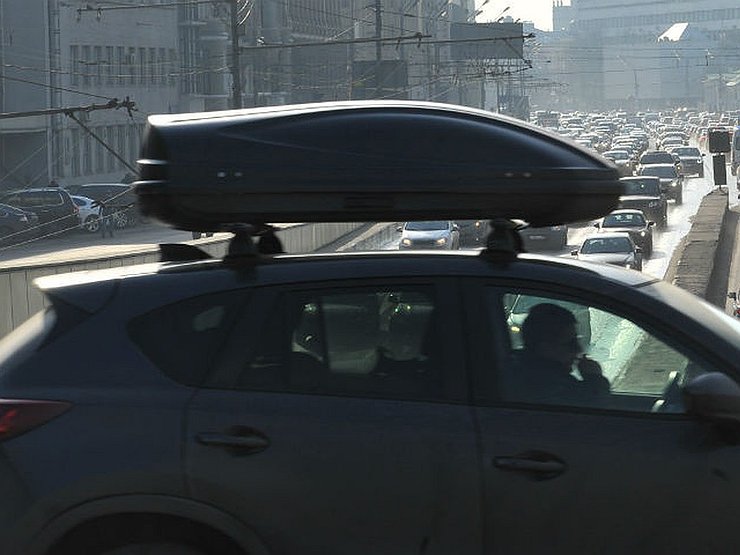 Запрет на багажник на крышу автомобиля?
